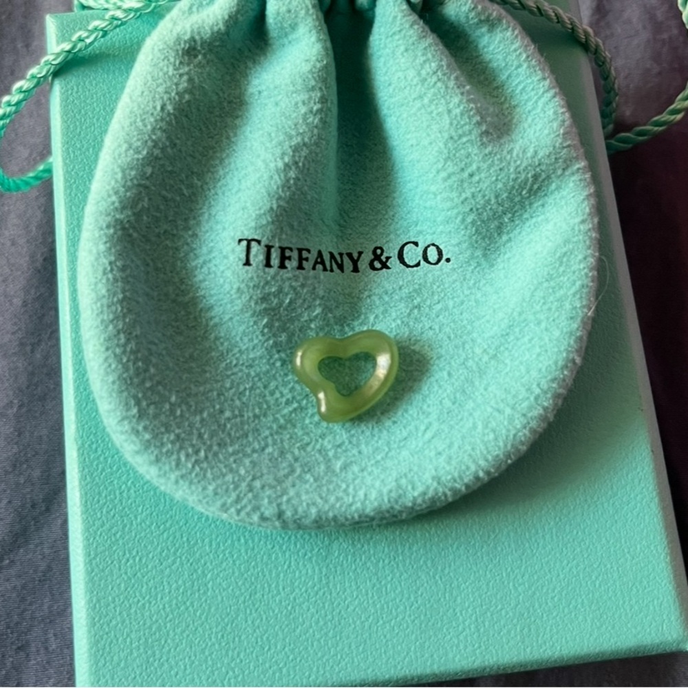 Tiffany & Co. Elsa Peretti Green Jade Heart Charm ✨ RARE ✨